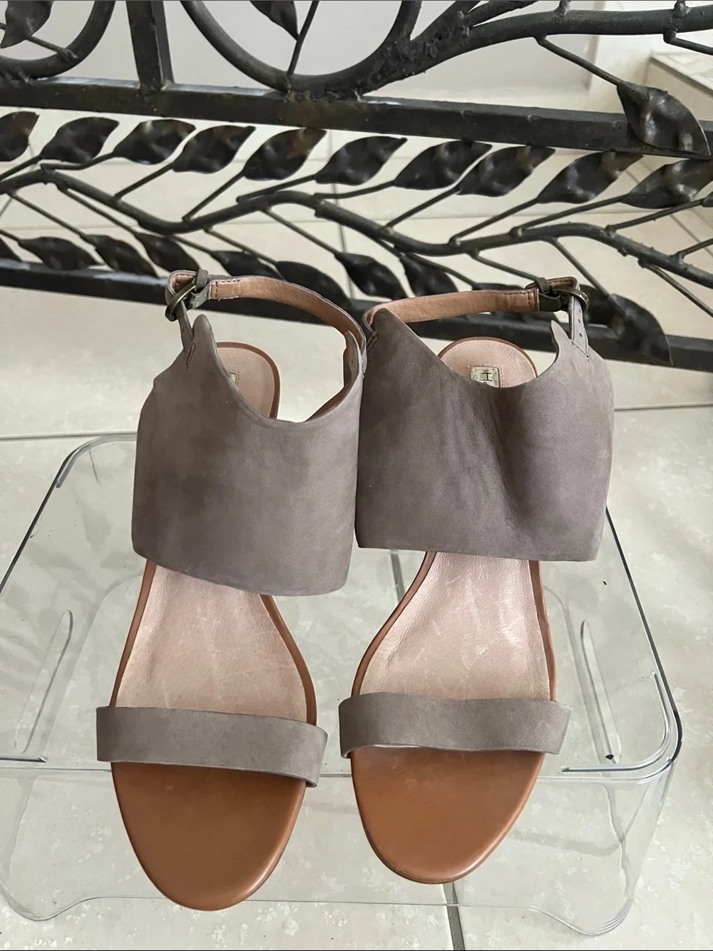 Halogen many stylish support